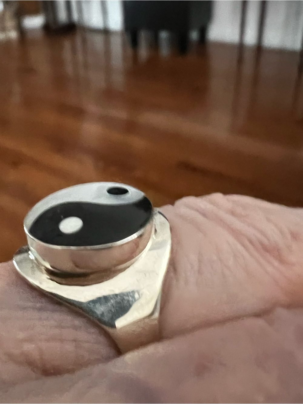 Yin Yang Black and White Sterling Ring - Picture 4 of 6